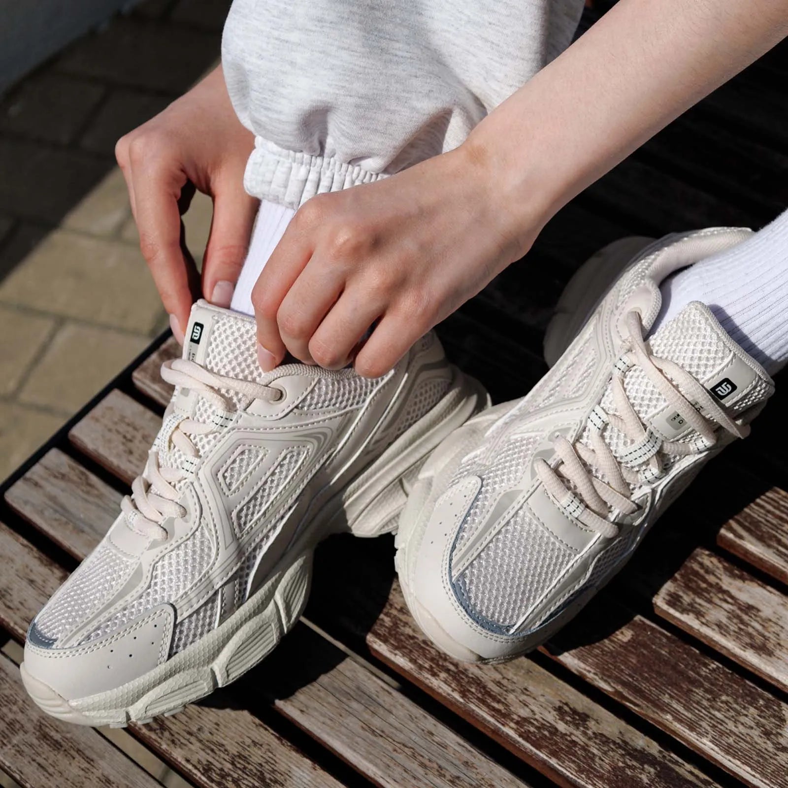 Women’s Lightweight Breathable Running Shoes